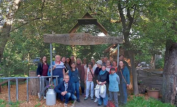 Das Foto zeigt die Ehrenamtlichen des FUD.