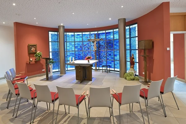 Franziskuszentrum Das Bild zeigt den Andachtsraum im Franziskuszentrum