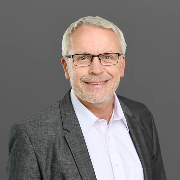 Dr. Jürgen Kolb Dr. Jürgen Kolb