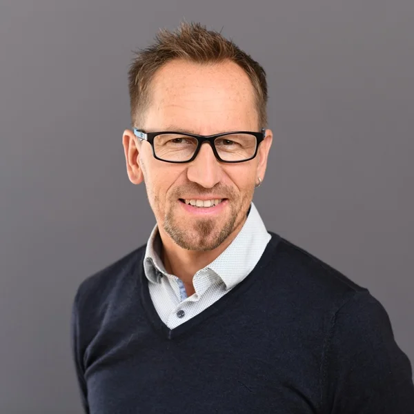 Bernhard Hösch Bernhard Hösch