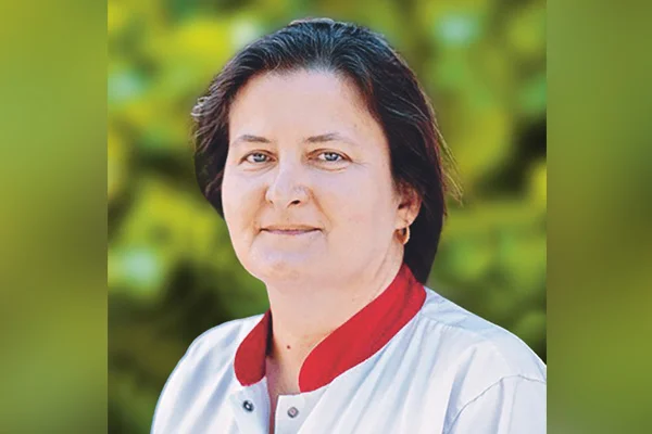 Ein Portraitfoto einer Frau.