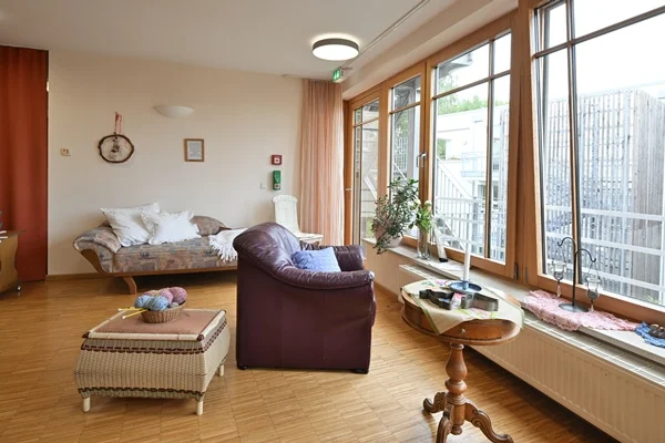 Das Bild zeigt ein Bewohnerzimmer