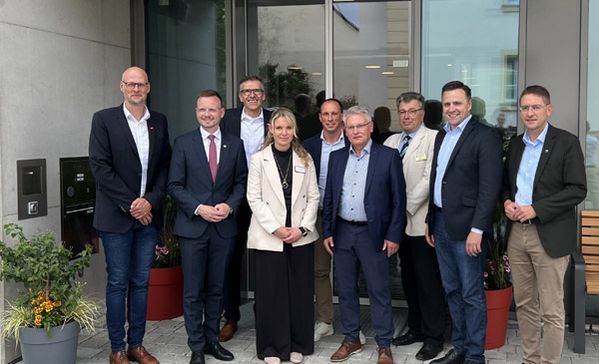 Gruppenbild Einweihung