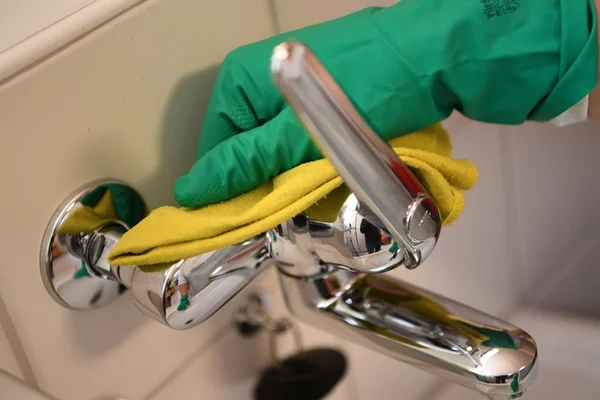 Professionelle Reinigungsverfahren und regelmäßige Qualitätskontrollen sind selbstverständlich. Professionelle Reinigungsverfahren und regelmäßige Qualitätskontrollen sind selbstverständlich.
