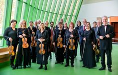 Das Kammerorchester arcata stuttgart e.V. kommt mit seinem besonderen Projekt „Auf Flügeln der Musik“ nach Oberteuringen. Das Kammerorchester arcata stuttgart e.V. kommt mit seinem besonderen Projekt „Auf Flügeln der Musik“ nach Oberteuringen.