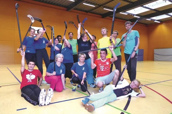 Sportgruppe Rakete Das Bild zeigt Spieler der Sportgruppe Rakete in einer Sporthalle