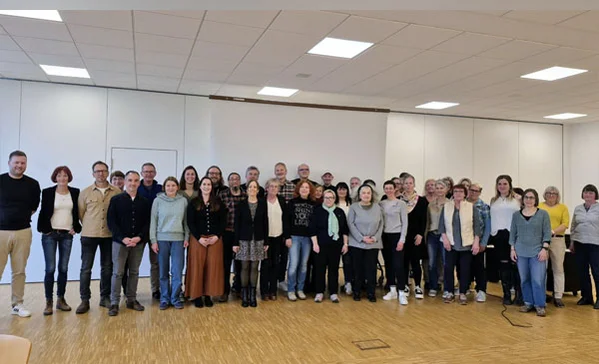Ein Gruppenfoto der Jubilare und Jubilarinnen.