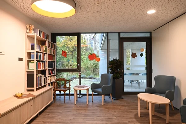 Service-Wohnen Tettnang Das Bild zeigt einen Aufenthaltsraum