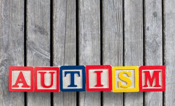 Das Erwachsenwerden von Menschen mit Autismus steht im Mittelpunkt des 17. Fachtags Autismus.