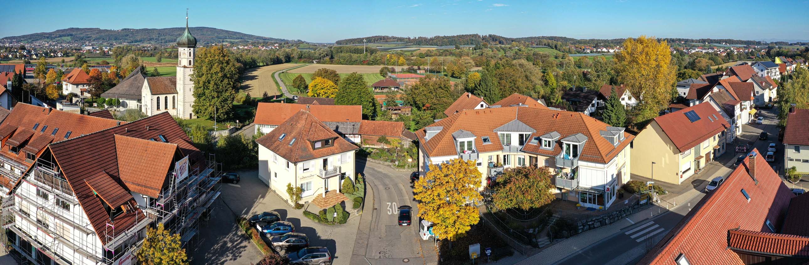 Das Bild zeigt ein Panorama von Kluftern