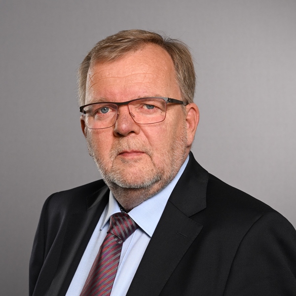 Prälat Michael H. F. Brock Prälat Michael H. F. Brock