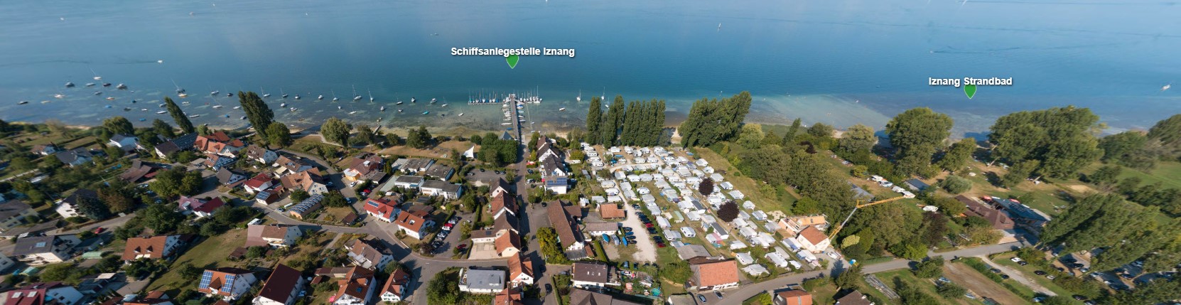 Das Bild zeig eine Drohnenansicht von Moos am Bodensee
